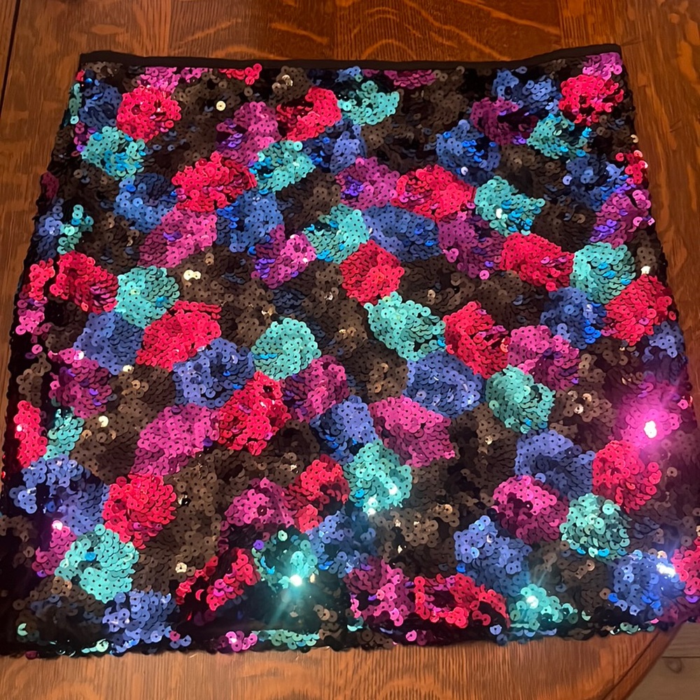 Forever 21 Sequin Mini Skirt Large